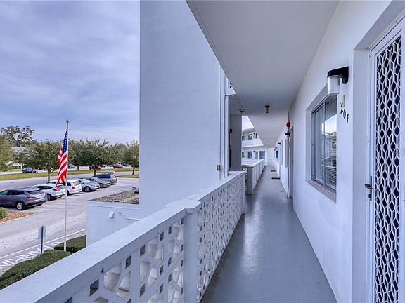 4th image of 11224 82nd Ave APT 207