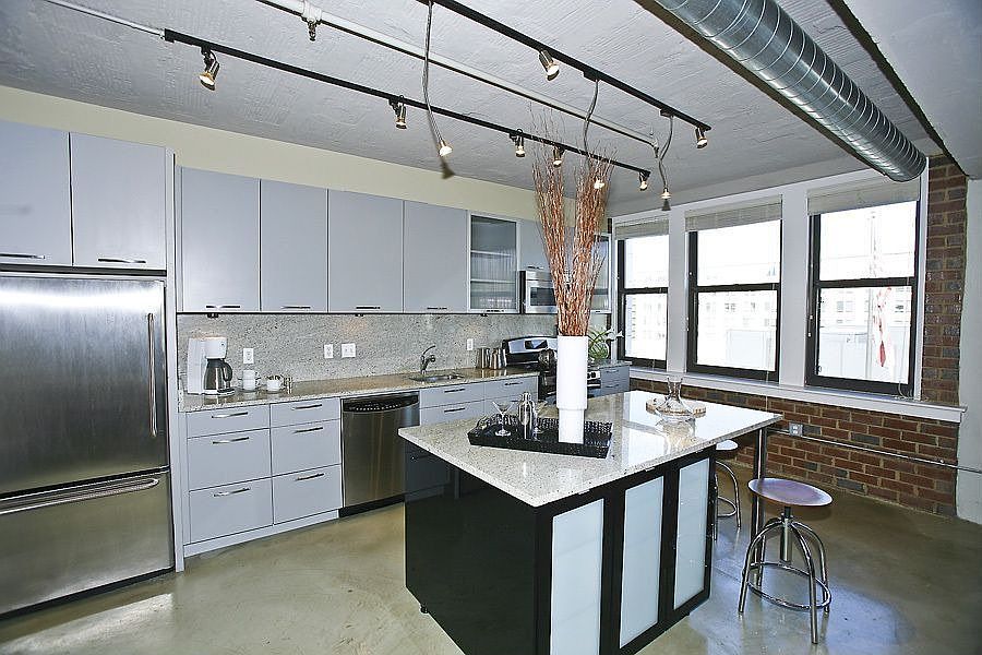 2nd image of 916 G St NW APT 801