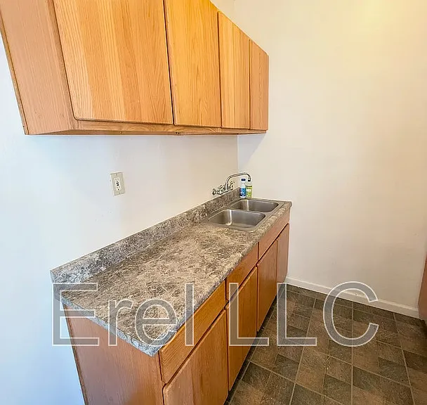1829 Highland Pl #311 — Photo 6