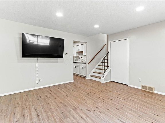 4th image of 1719 Ringfield Dr