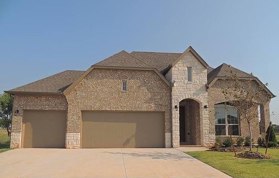 1st image of 6305 NW 160th Ter