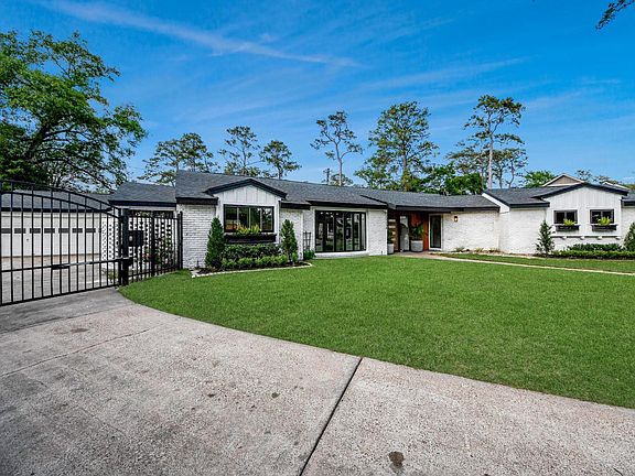 3rd image of 12334 Beauregard Dr