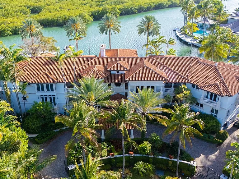 260 Cape Florida Dr — Photo 40