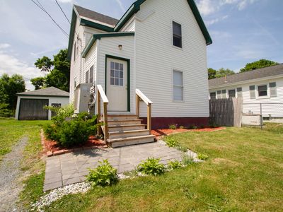123 7th Street, Bangor, ME, 04401