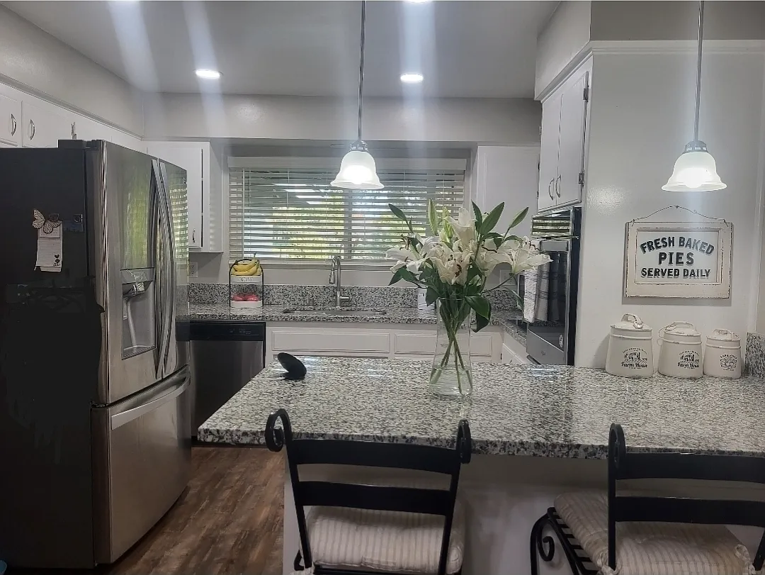 4 bed, 1804 sqft, $750 — Photo 2