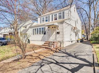 501 Martense Ave, Teaneck, NJ 07666