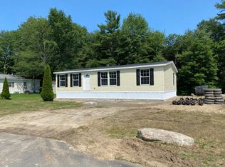 19 Harmony Hill Rd, Topsham, ME 04086