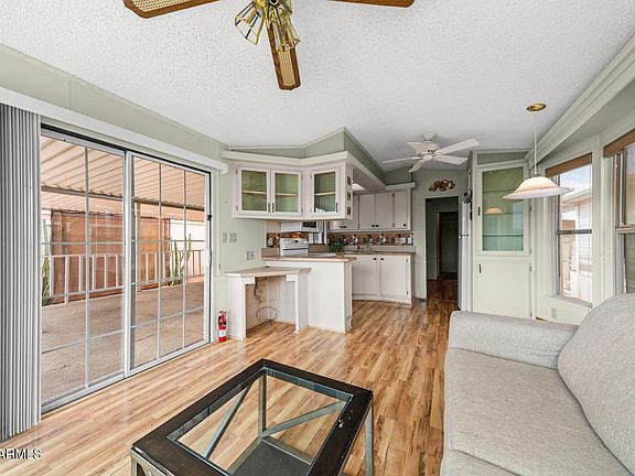 4th image of 17200 W BELL Road #550