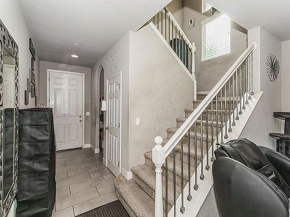 5th image of 3549 Taylor Ln