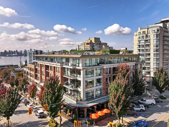 105 W 2nd St #414, North Vancouver, BC V7L 1C2