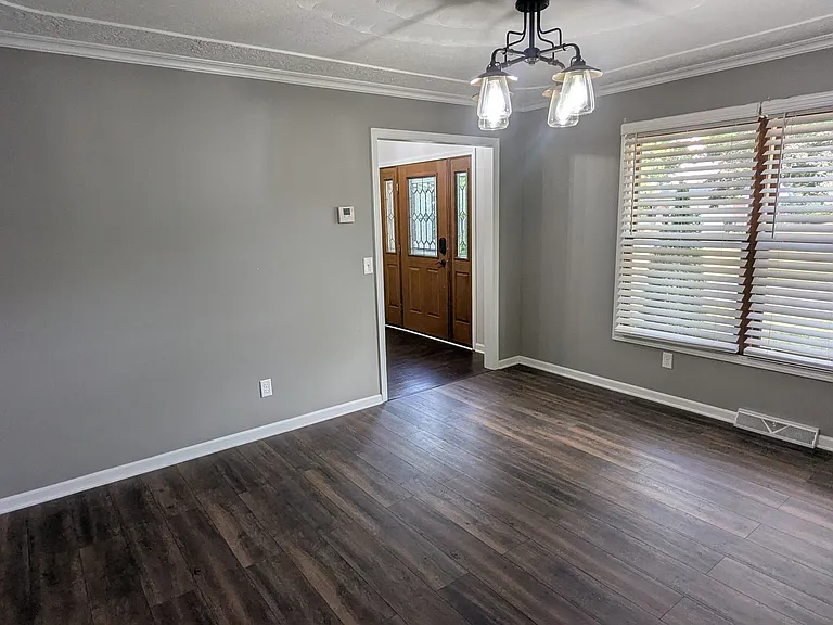2025 Longfellow St NE — Photo 12