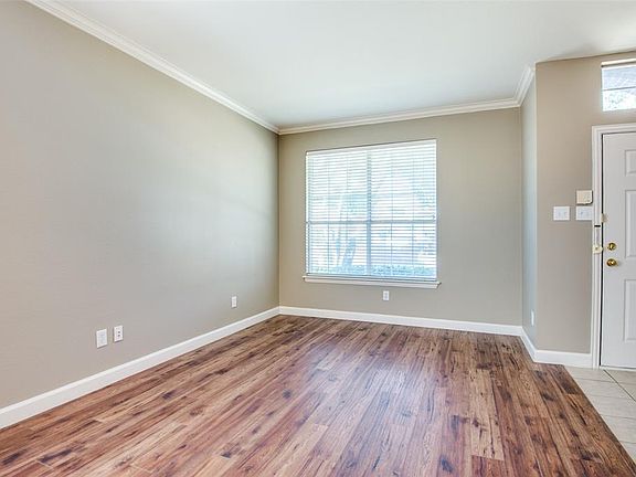 3rd image of 4524 Saddleridge Dr