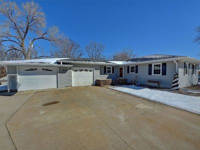 410 E 5th St, Anamosa, IA, 52205