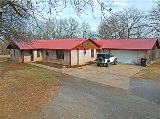 19320 W Dripping Springs Rd, Okmulgee, OK 74447