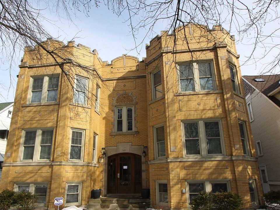 1st image of 3933 N Kostner Ave #Gn