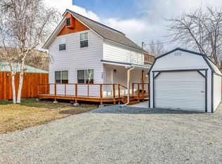 306 Central Ave, Plains, MT 59859