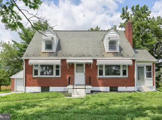 359 Schoolhouse Rd, Middletown, PA 17057