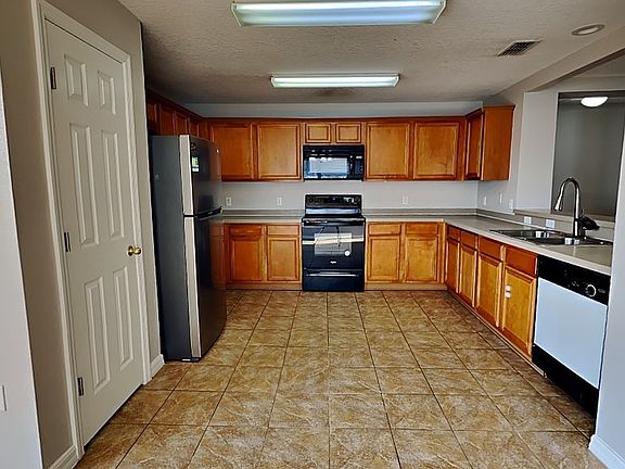 4th image of 1388 N Platte Ct