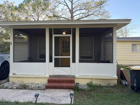10302 103rd St, Jacksonville, FL 32210