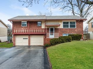 18210 E 27th St S, Independence, MO 64057