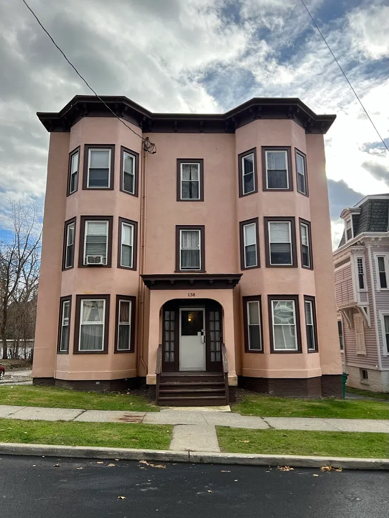 138 Franklin St — Photo 1