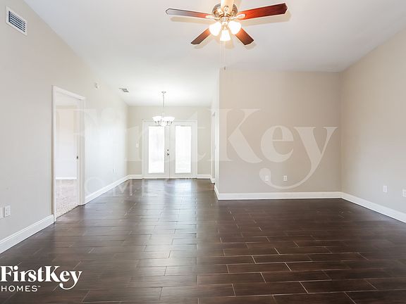 5th image of 7912 Apache Ln