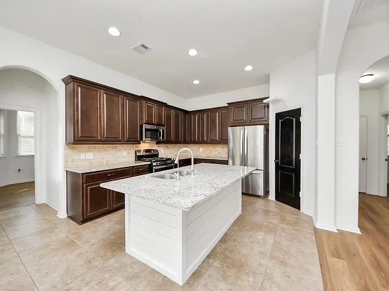 17010 Upper Ridge Ln — Photo 13