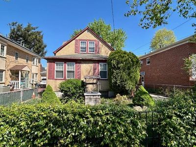 43-51 166th Street, Flushing, NY, 11358