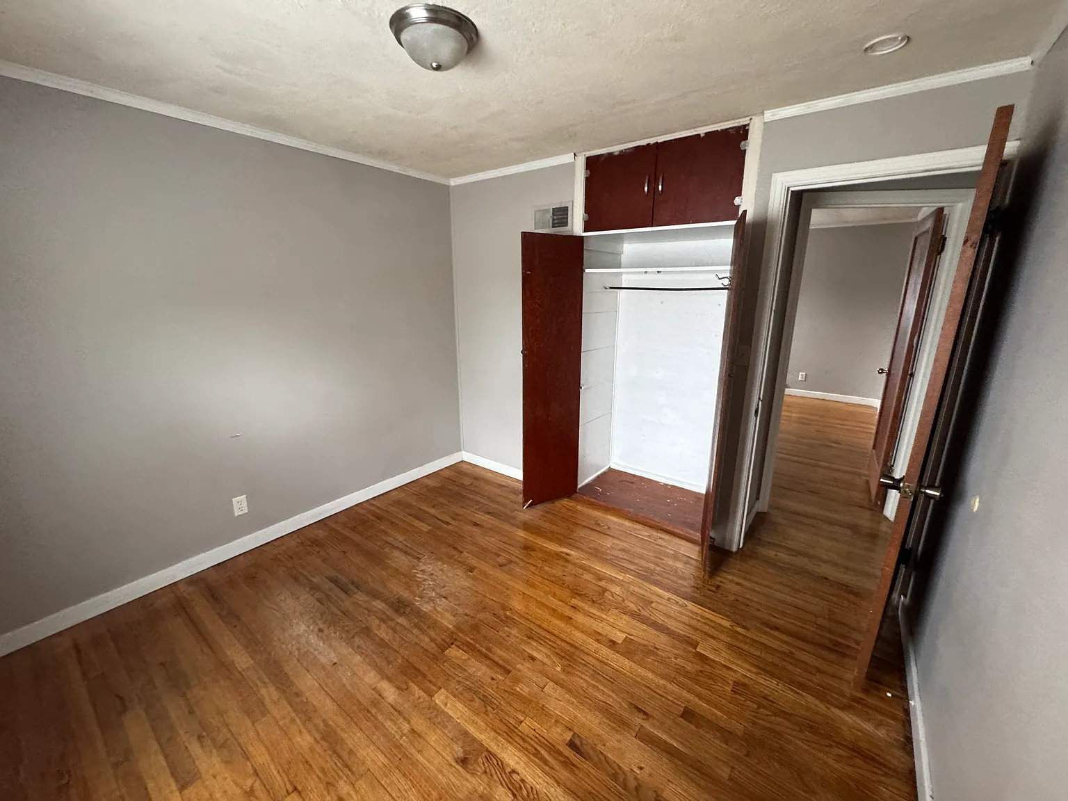 4 bed, 1326 sqft, $1,500 — Photo 4