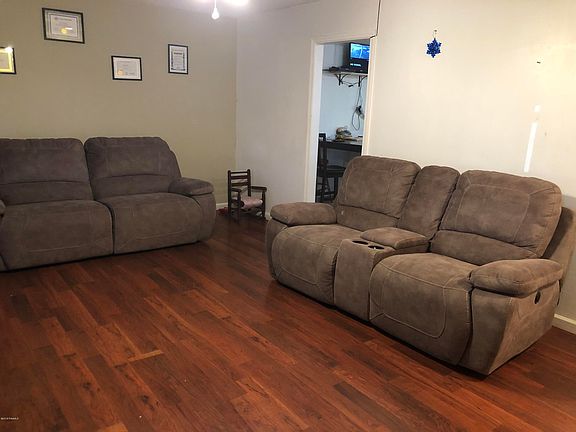 5th image of 1617 Zez St