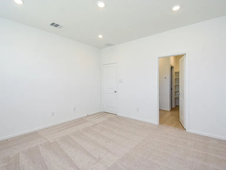 21835 Red Lantana Trl — Photo 10
