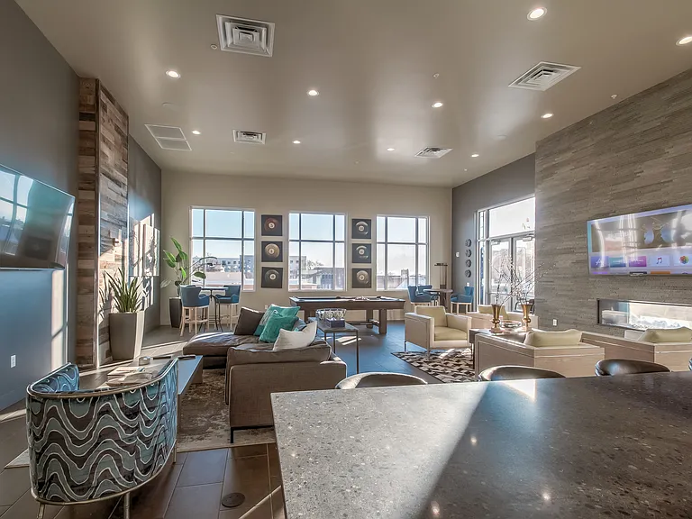 The Bonneville Apartments — Photo 44