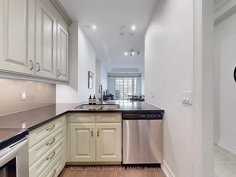 21 Burkebrook Pl #324 — Photo 9