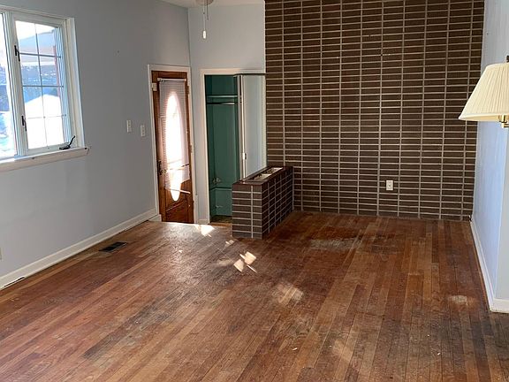 5th image of 4515 Paine Dr