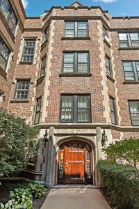 570 Sheridan Sq APT 3, Evanston, IL, 60202