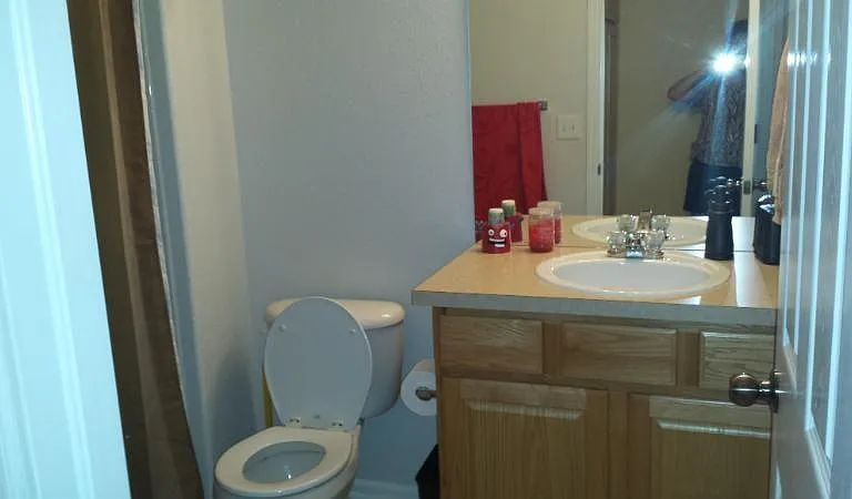 2nd bedroom's Bathroom with tub and shower