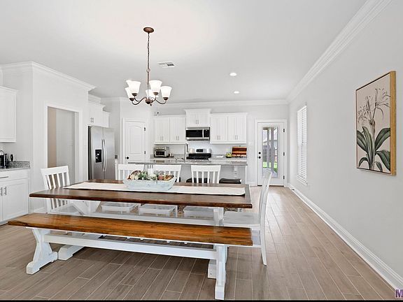 5th image of 40241 Maddie Dr