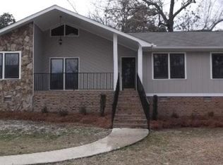 115 Longleaf Dr, Cayce, SC 29033