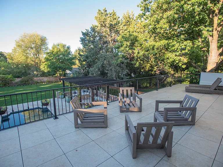 1625 E Warm Springs Ave — Photo 29