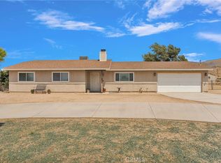 9515 Yucca Rd, Apple Valley, CA 92308