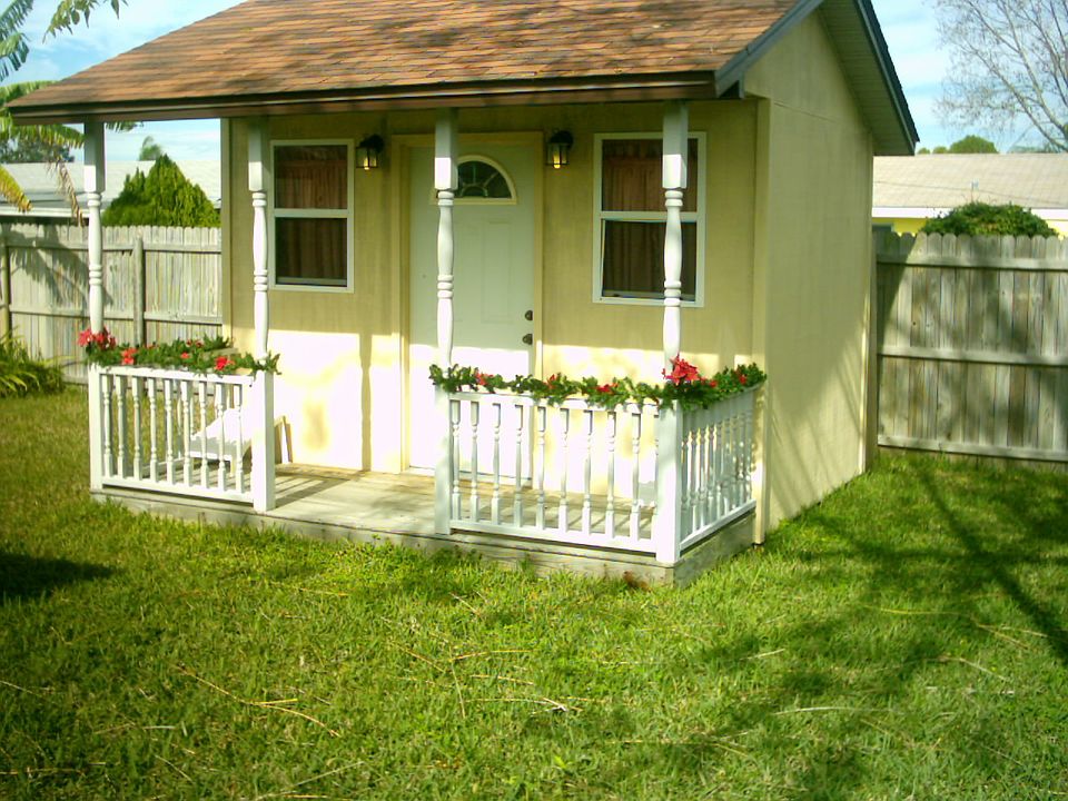 2nd image of 7415 Rockwood Dr