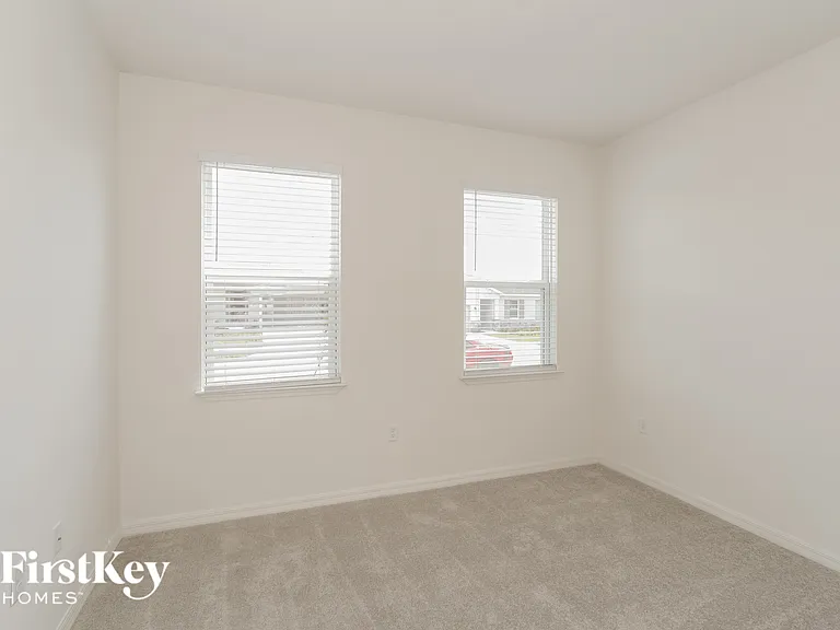 430 Reina Way — Photo 10