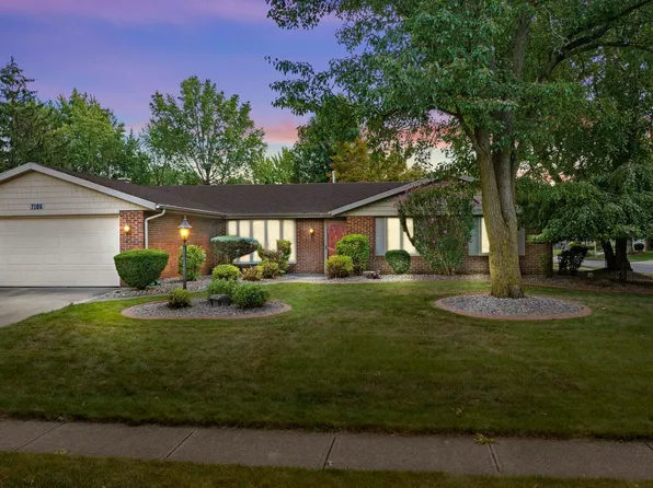 7106 Turkey Run Dr, Fort Wayne, IN 46815