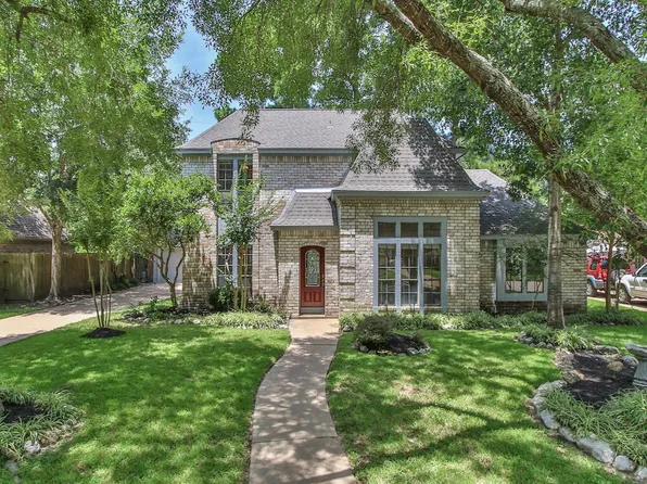 15703 Downford Dr, Tomball, TX 77377