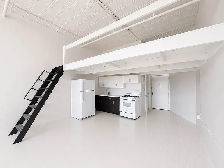 248 McKibbin St #4R — Photo 9