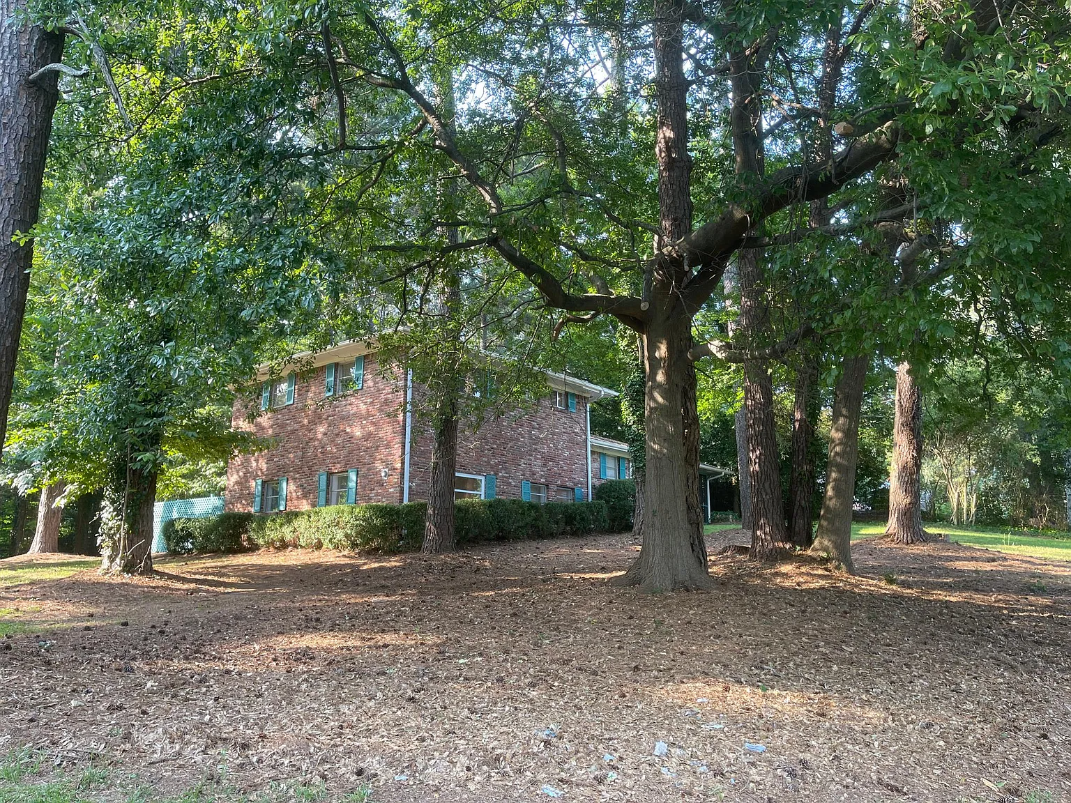 2760 Briarcliff Rd — Photo 2