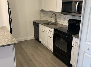 120 W 4th Ave #5, Ranson, WV 25438