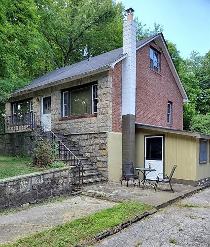 2nd image of 117 Weeds Mill Rd