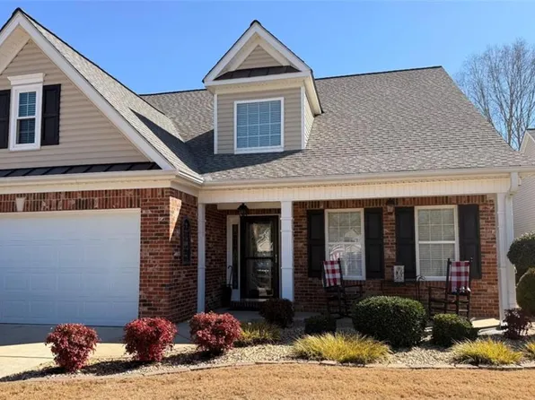 79 Blakewood Ct, Jefferson, GA 30549