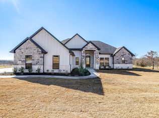1016 Freedom Ct, Weatherford, TX 76088